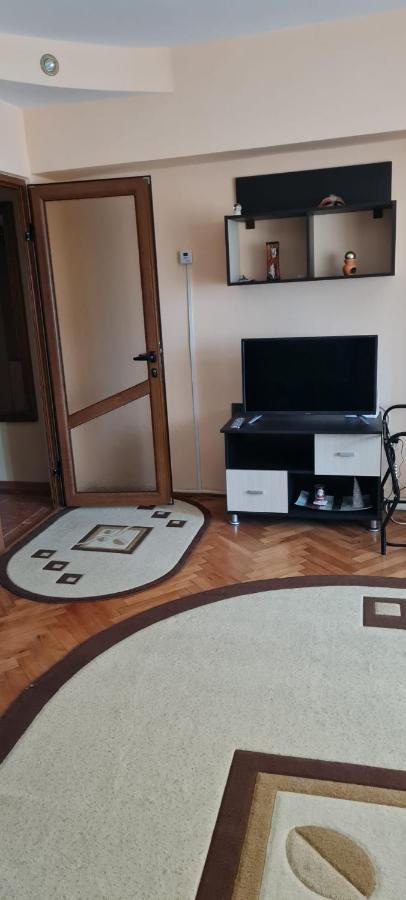 Apartament Cu 2 Camere Spatioase In Centrul Orasului - Andrei Brăila Buitenkant foto